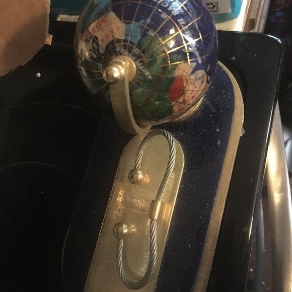 🌎COPY - Small Stone Globe 114 $35 FIRM - Picture 5 of 8